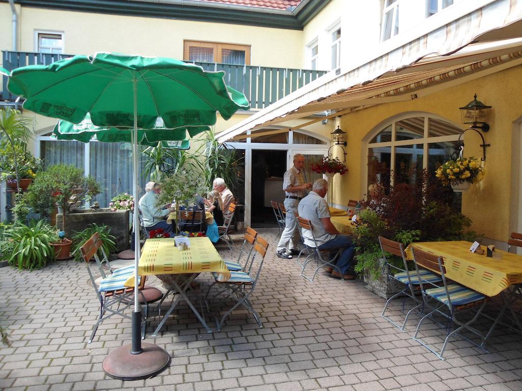 Gasthof Und Landhotel Zur Ausspanne Klipphausen Экстерьер фото