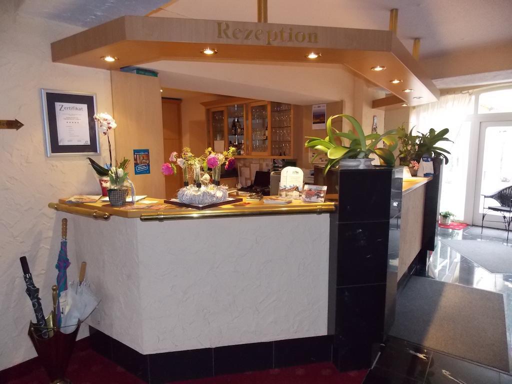 Gasthof Und Landhotel Zur Ausspanne Klipphausen Экстерьер фото