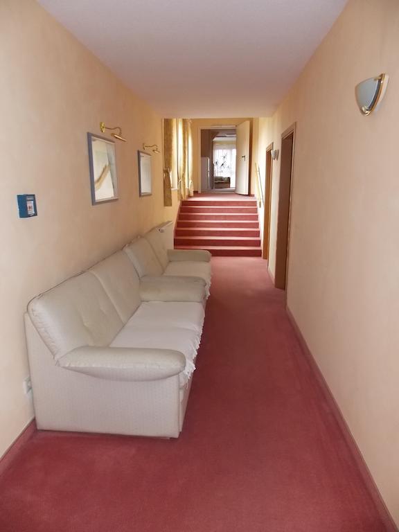 Gasthof Und Landhotel Zur Ausspanne Klipphausen Экстерьер фото