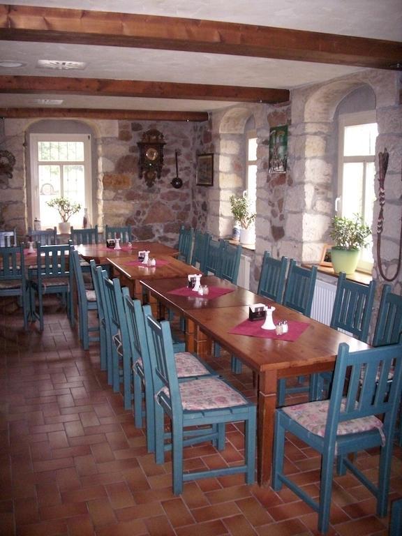 Gasthof Und Landhotel Zur Ausspanne Klipphausen Экстерьер фото